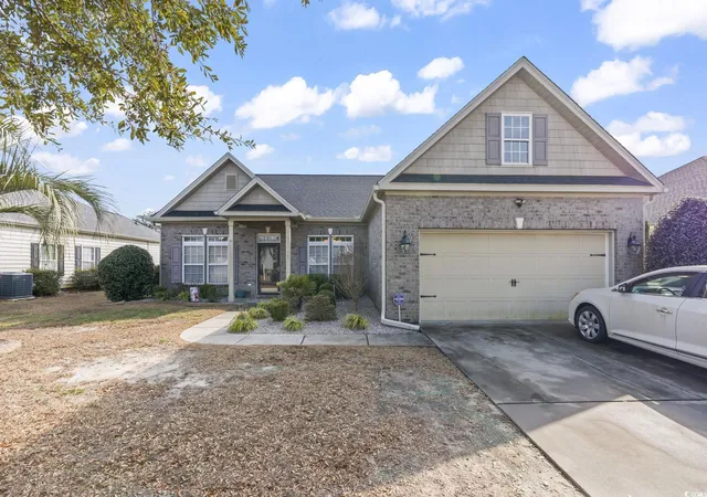 Photo 3 of Single family home for sale at 605 Tattlesbury Dr, Conway, SC 29526 | MLS# 2600897 | Listing updated on 2026-08-31