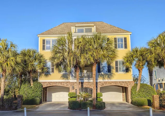 Photo 1 of Single family home for sale at 118 Sea Oats Cir, Pawleys Island, SC 29585 | MLS# 2601028 | Listing updated on 2026-04-04