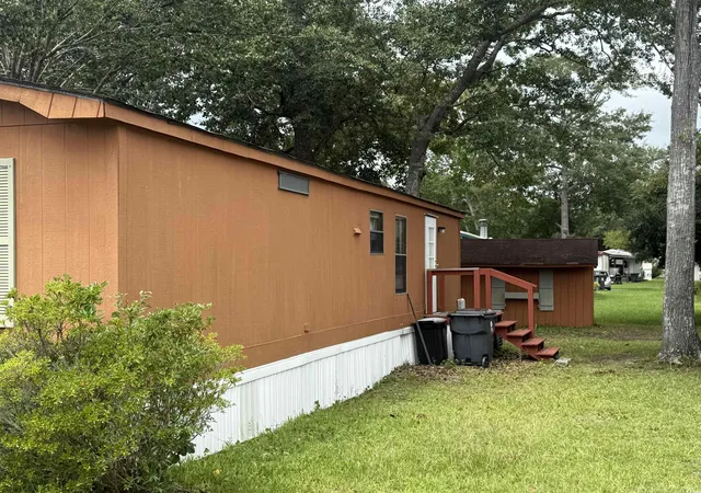 Homes for sale in Murrells Inlet, SC | 19 Poolside Dr, Murrells Inlet, SC 29576 | MLS# 2601576