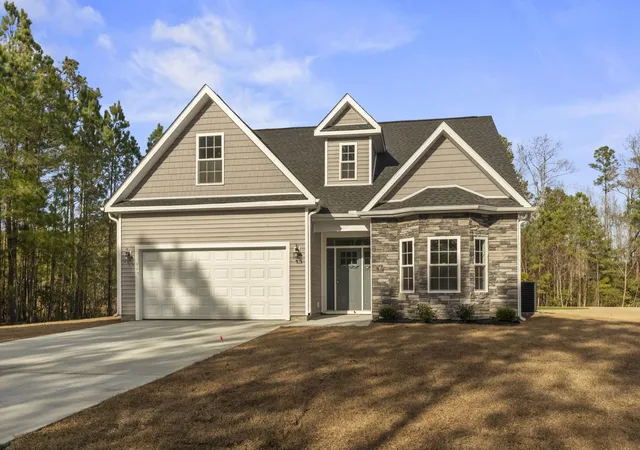 Photo 3 of Single family home for sale at 565 Timber Crk Dr, Loris, SC 29569 | MLS# 2601818 | Listing updated on 2026-08-18