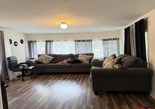 Photo 3 of Single family home for sale at 101 Dubbs Ave, West Columbia, SC 29169 | MLS# 2601877 | Listing updated on 2026-10-07
