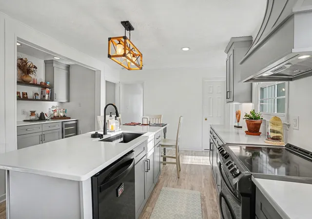 3rd image of 317 Jay St, Murrells Inlet, SC 29576 | MLS# 2602074