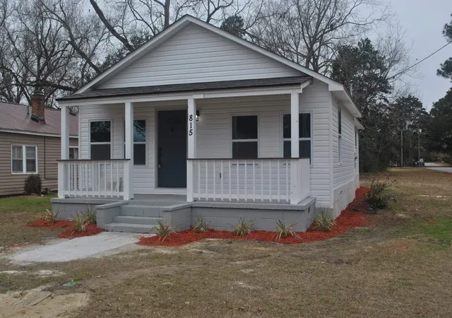 Homes for sale in Georgetown, SC | 815 North Congdon St, Georgetown, SC 29440 | MLS# 2602293