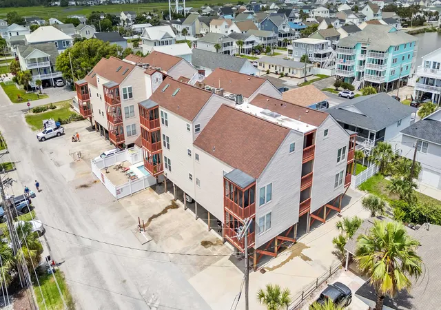 2nd image of 212 29Th Ave N, North Myrtle Beach, SC 29582