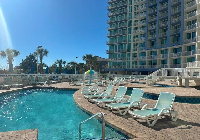2nd image of 300 N Ocean Blvd, North Myrtle Beach, SC 29582