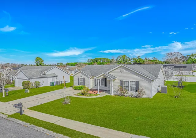 Photo 3 of Single family home for sale at 1012 Cadbury Ct, Conway, SC 29527 | MLS# 2602373 | Listing updated on 2026-08-31
