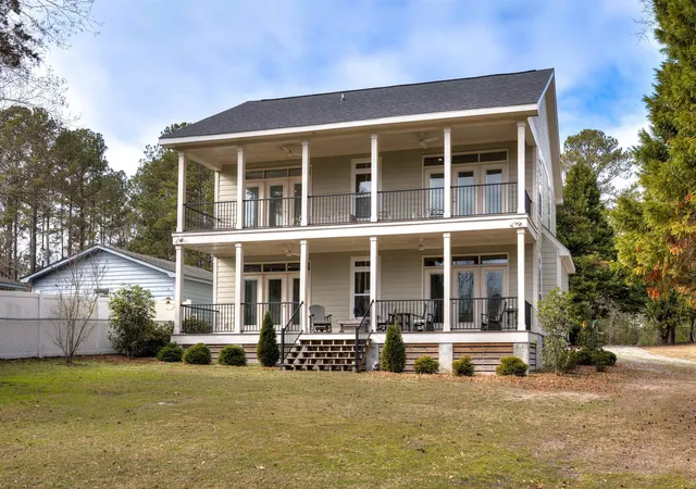 Homes for sale in Summerton, SC | 2475 Clubhouse Rd, Summerton, SC 29148 | MLS# 2602448