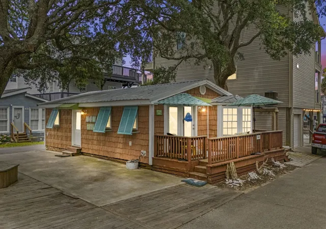 Photo 1 of Single family home for sale at 6001 S   1040 Kings Hwy, Myrtle Beach, SC 29575 | MLS# 2602494 | Listing updated on 2026-07-24