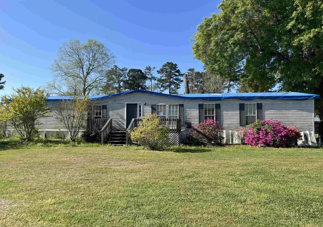 Photo 1 of Sale Pending at 204 Ridge St, Georgetown, SC 29440 | MLS# 2602728 | Listing updated on 2026-09-27