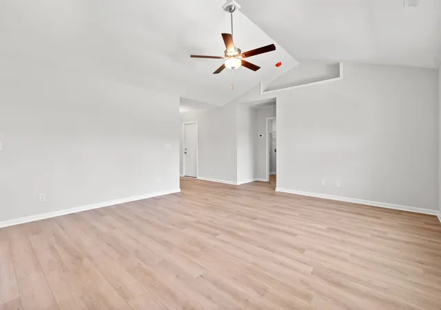 2nd image of 5015 Shore Breeze Dr, Myrtle Beach, SC 29588 | MLS# 2602794