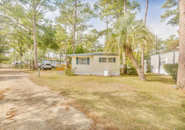 3rd image of 382 W Canal St, Murrells Inlet, SC 29576 | MLS# 2603184