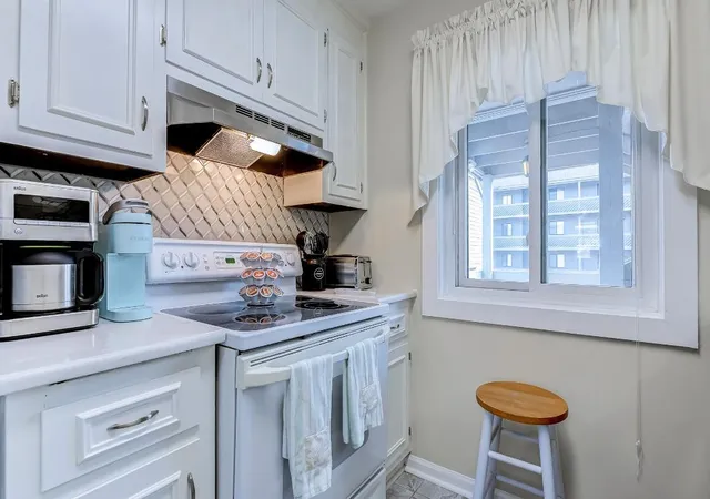 Listing Photo 4 - Condo for sale in building located at 206 Maison Dr, Myrtle Beach, SC 29572 - Unit #Q205