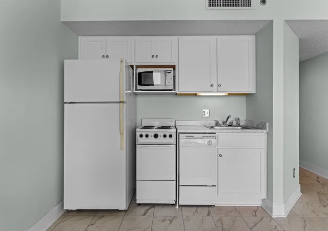 Photo 4 of Condo for sale at 5523 N Ocean Blvd #1711, Myrtle Beach, SC 29577 | MLS# 2603241 | Listing updated on 2026-08-31