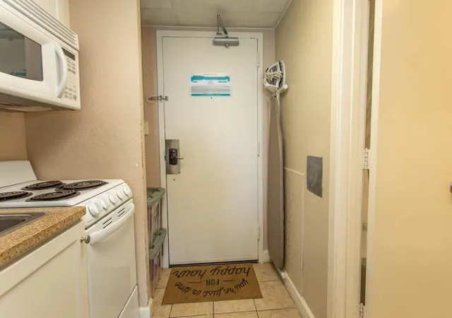 Listing Photo 5 - Condo for sale in building located at 2207 S Ocean Blvd, Myrtle Beach, SC 29577 - Unit #1506
