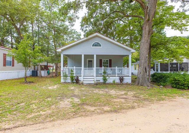 2nd image of 517 Porter Dr, Murrells Inlet, SC 29576 | MLS# 2603438