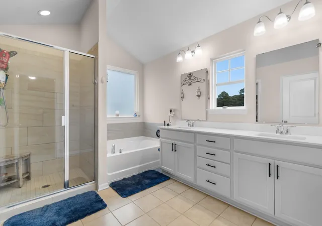 Photo 4 of Sale Pending at 152 Ocean Cmns Dr, Myrtle Beach, SC 29575 | MLS# 2603464 | Listing updated on 2026-06-05