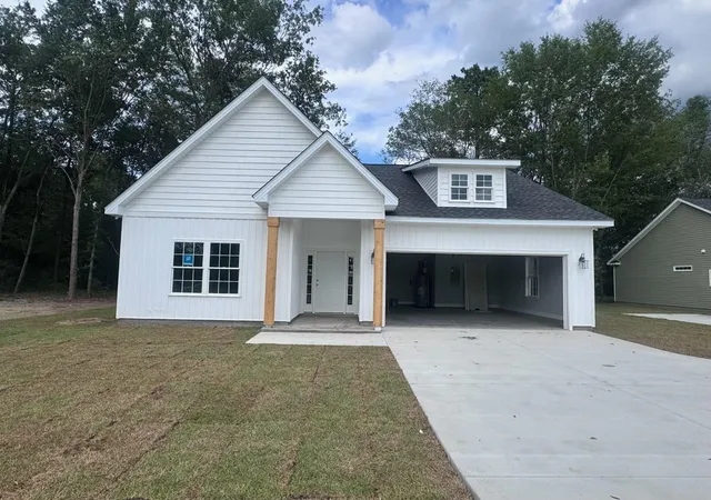 Homes for sale in Loris, SC | 664 Goretown Loop, Loris, SC 29569 | MLS# 2603725