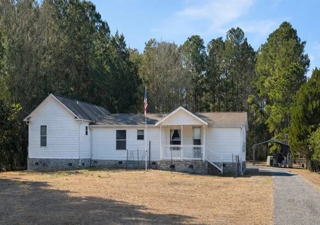 Homes for sale in Loris, SC | 1631 Hwy 646, Loris, SC 29569 | MLS# 2603734
