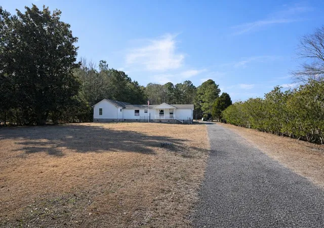 Homes for sale in Loris, SC | 1631 Hwy 646, Loris, SC 29569 | MLS# 2603734