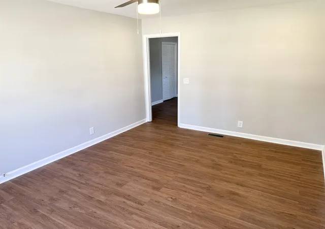 3rd image of 313 Dickson Dr, Marion, SC 29571 | MLS# 2603868