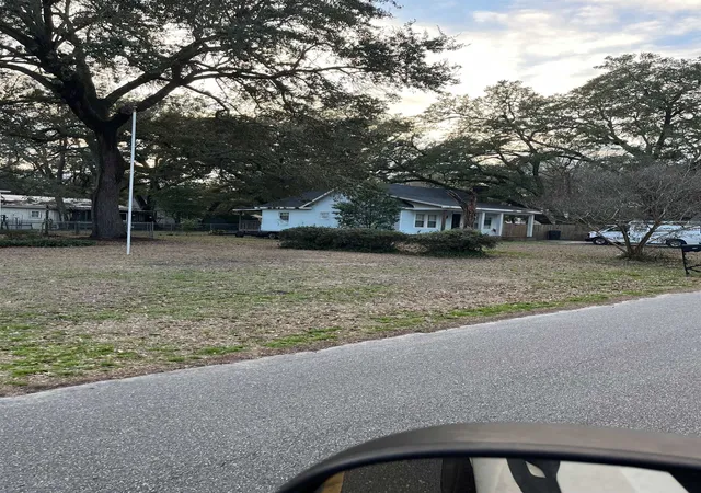Photo 24 of Single family home for sale at 415 Live Oak St, Conway, SC 29527 | MLS# 2604030 | Listing updated on 2026-06-22