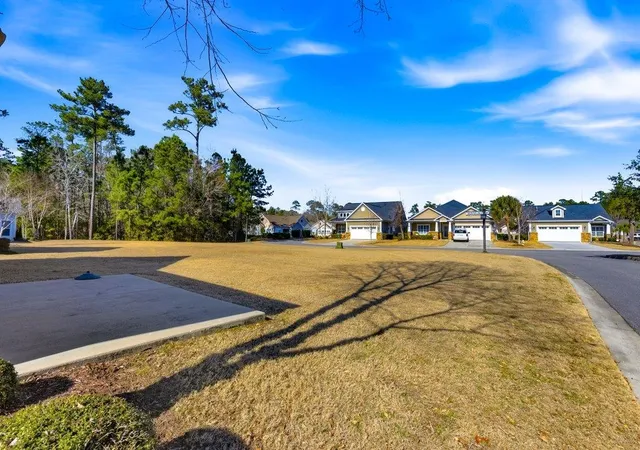 3rd image of 600 Elmwood Circle, Murrells Inlet, SC 29576 | MLS# 2604049