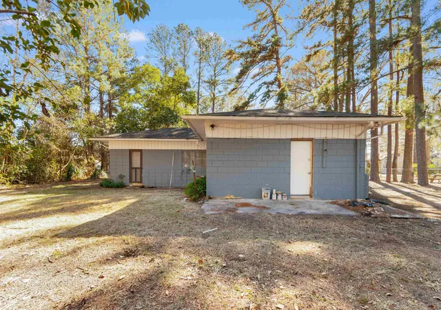Homes for sale in Mullins, SC | 411 E Wine St, Mullins, SC 29574 | MLS# 2604064