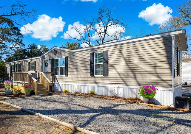 Photo 1 of Manufactured home for sale at 1521 Aries Ln, Myrtle Beach, SC 29575 | MLS# 2604096 | Listing updated on 2026-03-28