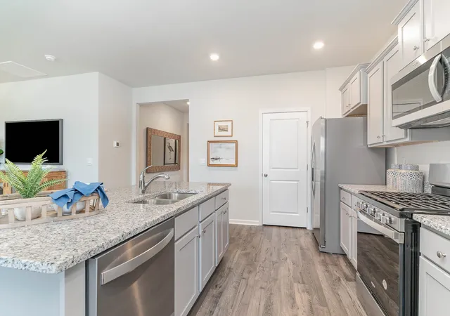 Photo 5 of Single family home for sale at 1325 Parkside Ct, Conway, SC 29527 | MLS# 2604426 | Listing updated on 2026-07-09