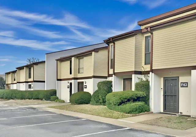 Photo 1 of Townhouse for sale at 1012 Possum Trot Rd #F42, North Myrtle Beach, SC 29582 | MLS# 2604466 | Listing updated on 2026-08-21