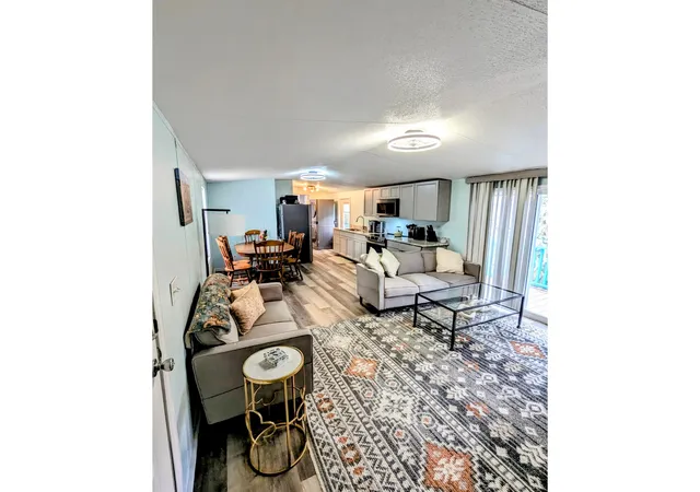 Photo 2 of Manufactured home for sale at 10 Ocean Reef Ln, Murrells Inlet, SC 29576 | MLS# 2604476 | Listing updated on 2026-08-31