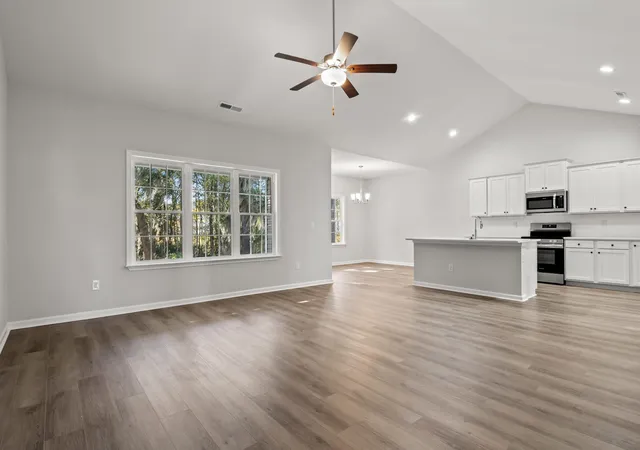 Photo 3 of Sale Pending at 1001 Oakley St, Georgetown, SC 29440 | MLS# 2604700 | Listing updated on 2026-06-05