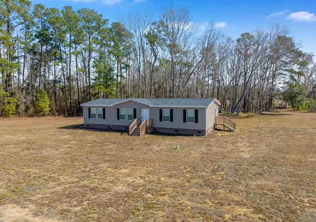 Homes for sale in Johnsonville, SC | 814 S Midway Hwy, Johnsonville, SC 29555 | MLS# 2604948