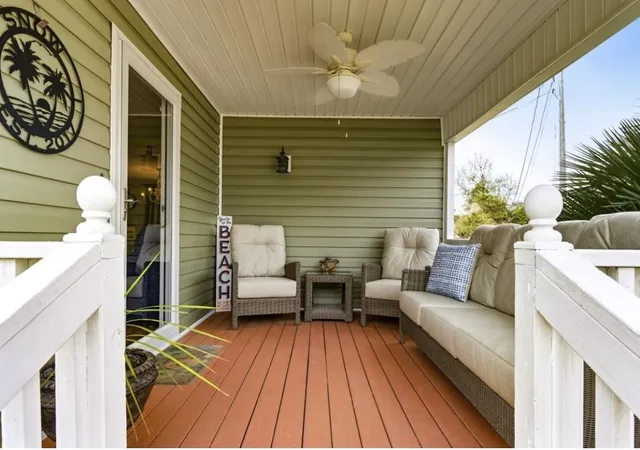 Photo 2 of Manufactured home for sale at 907 Horne Ave, North Myrtle Beach, SC 29582 | MLS# 2605050 | Listing updated on 2026-09-01