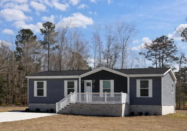 Homes for sale in Longs, SC | 595 Loop Circle, Longs, SC 29568 | MLS# 2605106