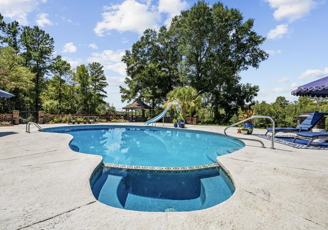 3rd image of 302 Mohican Dr, Georgetown, SC 29440 | MLS# 2605284