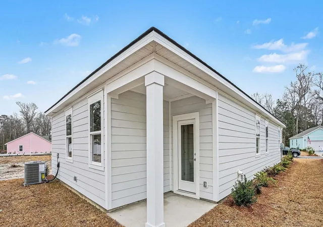 Photo 2 of Sale Pending at 212 Spruce Grouse Dr, Conway, SC 29526 | MLS# 2605310 | Listing updated on 2026-06-05