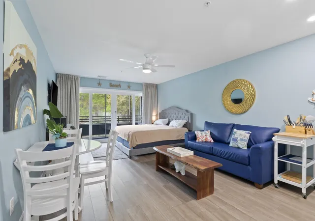 Listing Photo 5 - Condo for sale in building located at 415 Ocean Creek Dr, Myrtle Beach, SC 29572 - Unit #2215