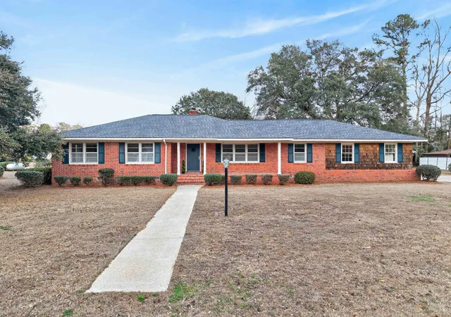 Homes for sale in Hemingway, SC | 200 Oliver St, Hemingway, SC 29554 | MLS# 2605467