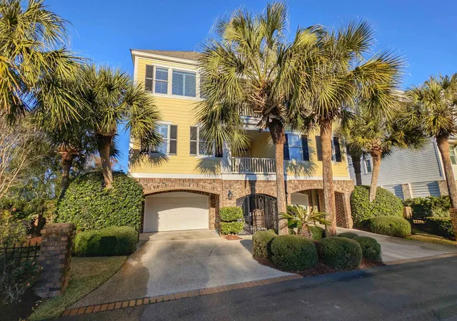 Homes for sale in Pawleys Island, SC | 118 Sea Oats Circle, Pawleys Island, SC 29585 | MLS# 2605499