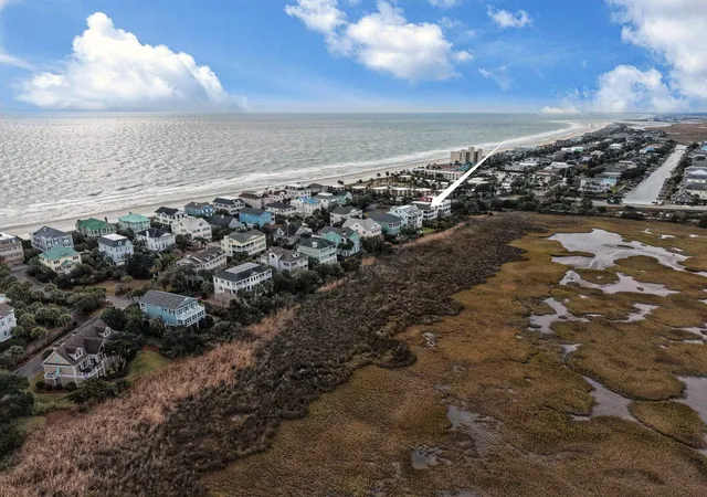 Homes for sale in Pawleys Island, SC | 118 Sea Oats Circle, Pawleys Island, SC 29585 | MLS# 2605499