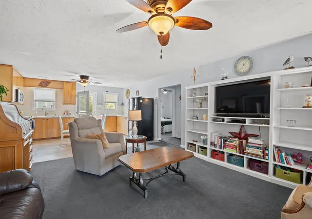 5th image of 310 14Th Ave S, Surfside Beach, SC 29575 | MLS# 2605732