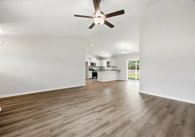 Photo 3 of Single family home for sale at 44 Bennington Ct, Georgetown, SC 29440 | MLS# 2605867 | Listing updated on 2026-09-26
