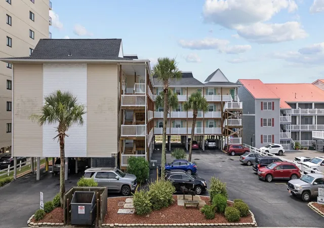Homes for sale in North Myrtle Beach, SC | 4509 S Ocean Blvd, North Myrtle Beach, SC 29582
