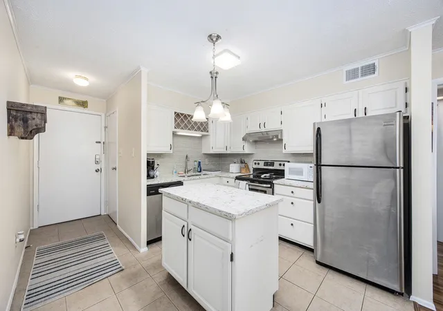 Homes for sale in North Myrtle Beach, SC | 4509 S Ocean Blvd, North Myrtle Beach, SC 29582