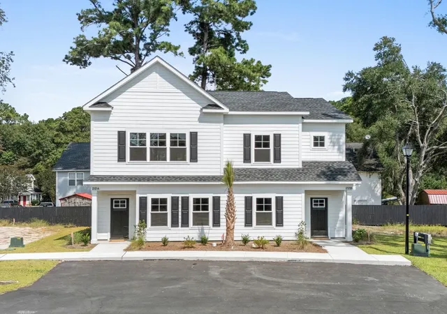 Photo 3 of Sale Pending at 17 Graybo Ln #11, Pawleys Island, SC 29585 | MLS# 2606038 | Listing updated on 2026-08-17