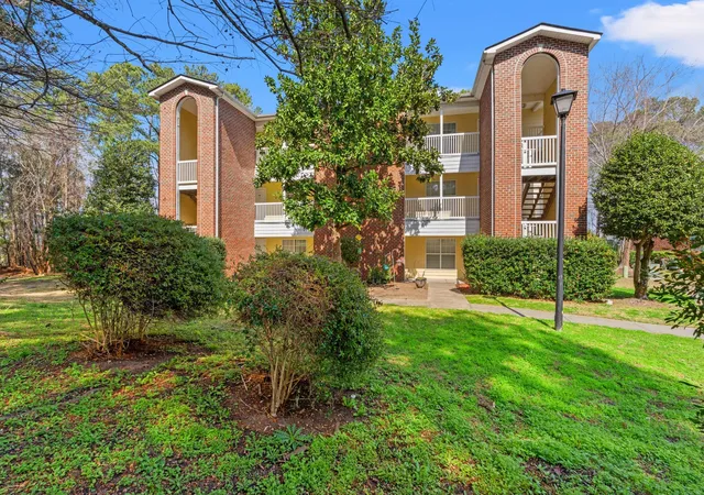 Listing Photo 1 - Condo for sale in building located at 4239 Villas Dr, Little River, SC 29566 - Unit #607