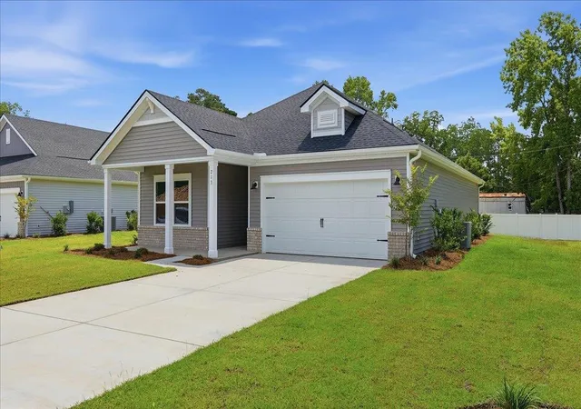 Homes for sale in Longs, SC | 213 Evergreen St, Longs, SC 29568 | MLS# 2606303