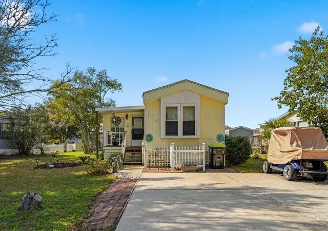 2nd image of 154 Crooked Island Circle, Murrells Inlet, SC 29576 | MLS# 2606436