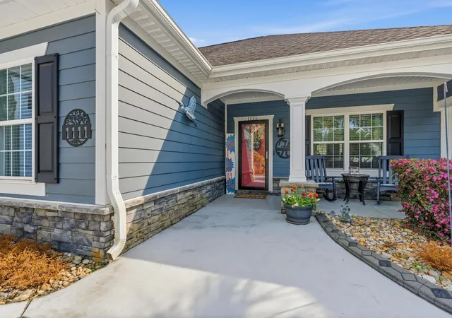 Photo 3 of Single family home for sale at 1111 Maccoa Dr, Conway, SC 29526 | MLS# 2606521 | Listing updated on 2026-06-12